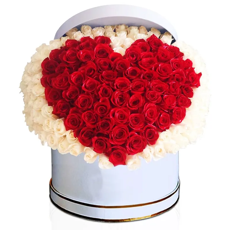 Букет из 101 красной и белой розы в шляпной коробке премиум